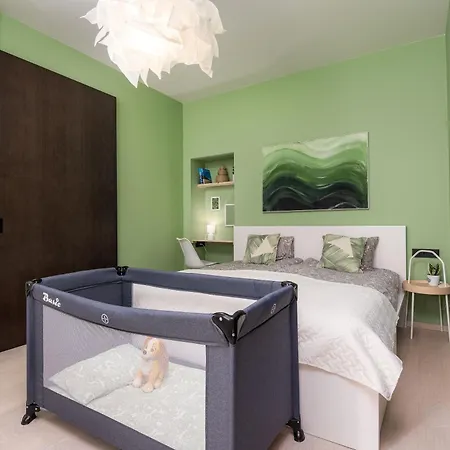 Spacious And Modern Centre Deluxe Entire Flat For Business And Pärnu